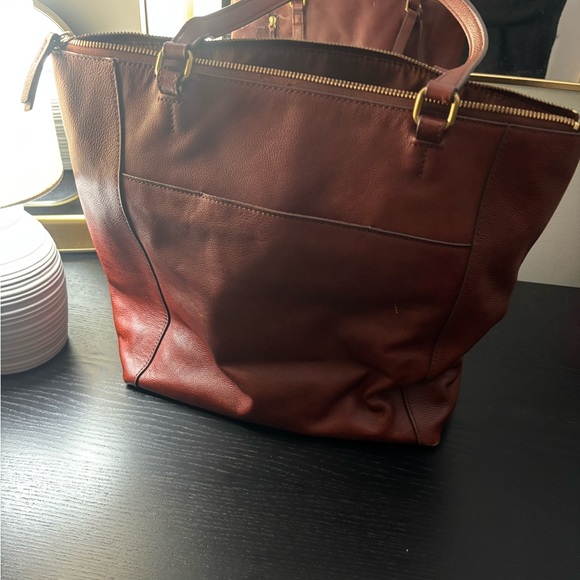 Fossil Dark Brown Leather Tote - Picture 2 of 4